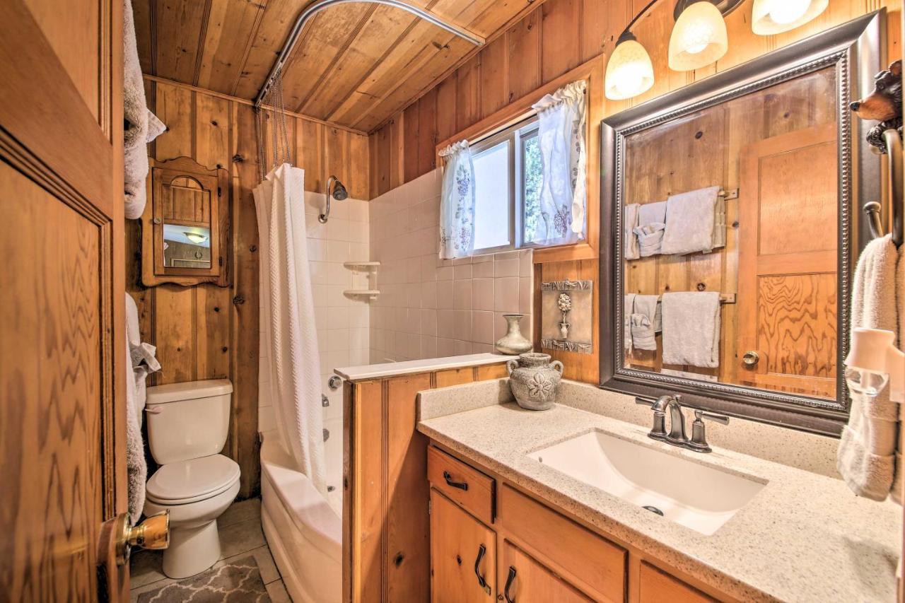 Pet-Friendly Big Bear Lake Cabin Less Than 3 Mi To Lake! エクステリア 写真